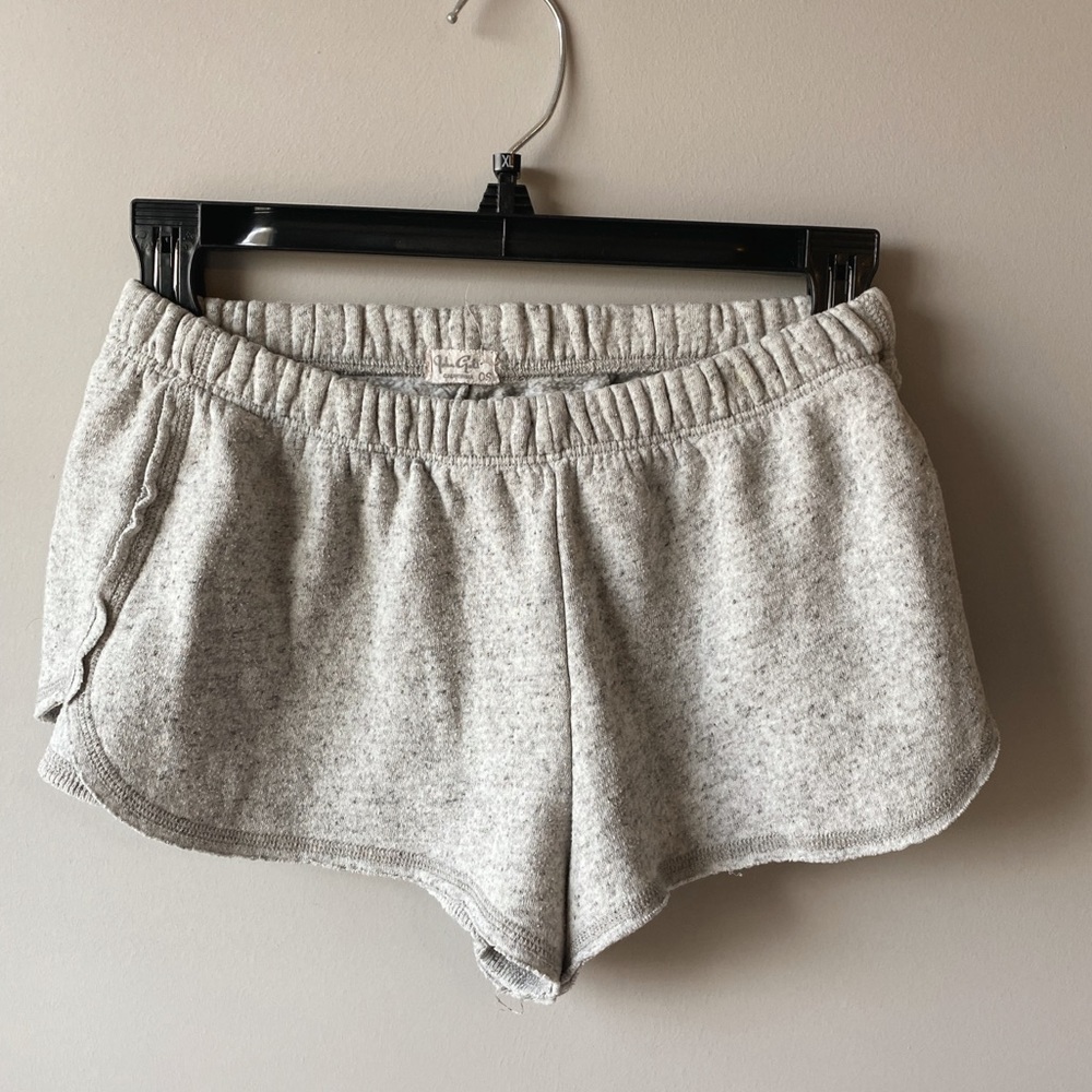 Sweat shorts! Basic 🤍